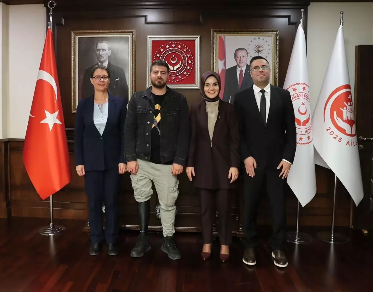 Aile Bakanı Göktaş, Fransa'nın Ankara Büyükelçisi ile Görüştü