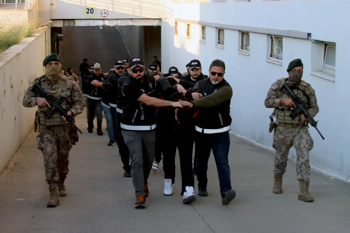 Adana'da Bayğaralar Suç Örgütüne Operasyon: 7 Tutuklama