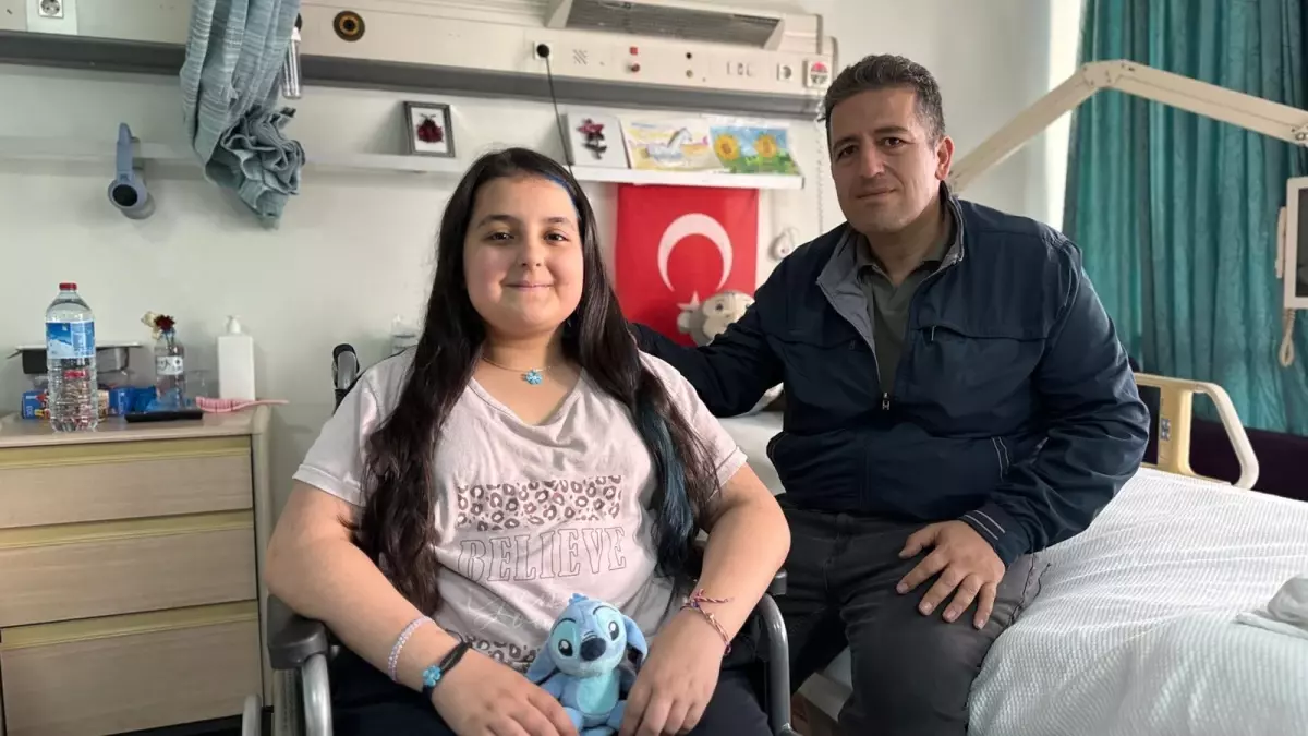 Beyzanur, milyonda bir görülen hastalık nedeniyle yürüyemiyor