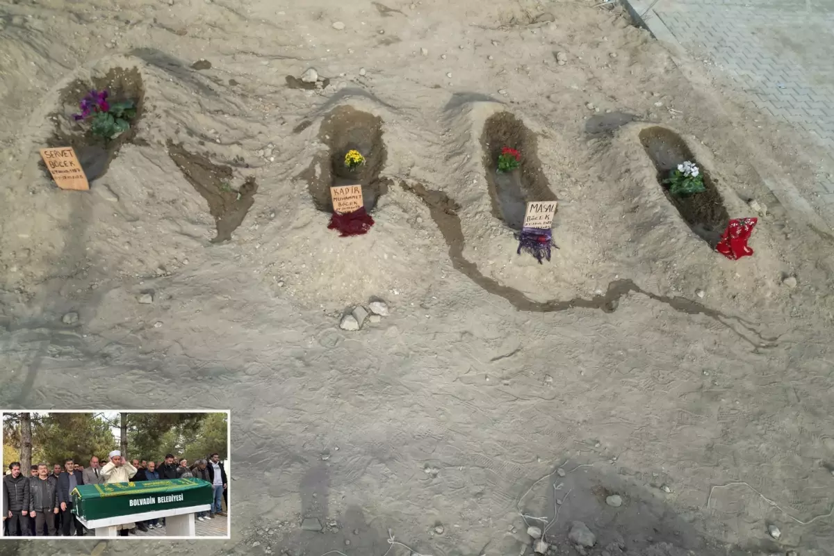 Bu görüntüye yürek dayanmaz! Servet Böcek eşi ve çocuklarının yanına defnedildi