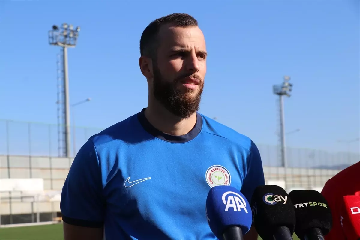 Vaclav Jurecka: Fenerbahçe Maçında Taraftar Desteği Önemli