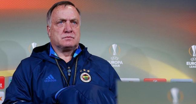 Dick Advocaat kimdir? Fenerbahçe'nin eski teknik direktörü Dick Advocaat kaç yaşında, nereli?