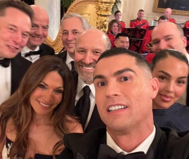 Beyaz Saray'da Ronaldo'ya sevgilisi eşlik etti: Tercih ettiği elbise göz kamaştırdı 3 ronaldo ve elon musk tan beyaz saray da devler 19269311 4047 m