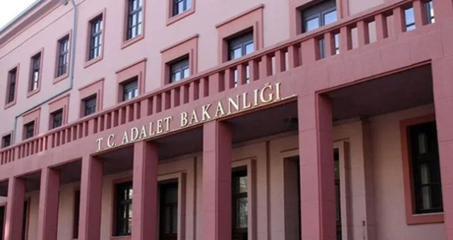 Yusuf Soner Çiftçioğlu kimdir? Adalet Bakanlığı Personel Genel Müdürü Yusuf Soner Çiftçioğlu kaç yaşında, nereli? Yusuf Soner Çiftçioğlu kimdir? Adalet Bakanlığı Personel Genel Müdürü Yusuf Soner Çiftçioğlu kaç yaşında, nereli?