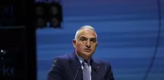 Bakan Ersoy, Antalya'da '15. Uluslararası Resort Turizm Kongresi'nde konuştu Açıklaması