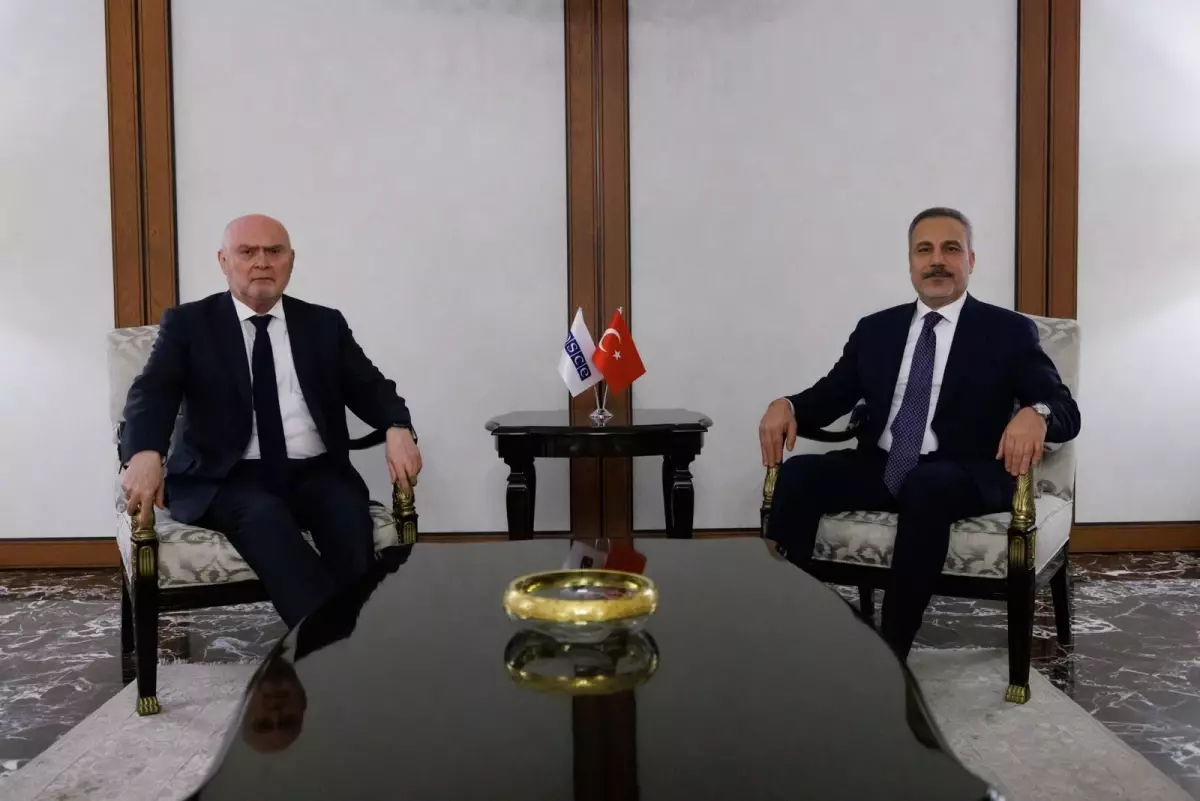 Dışişleri Bakanı Hakan Fidan, AGİT Genel Sekreteri Sinirlioğlu'nu Kabul Etti