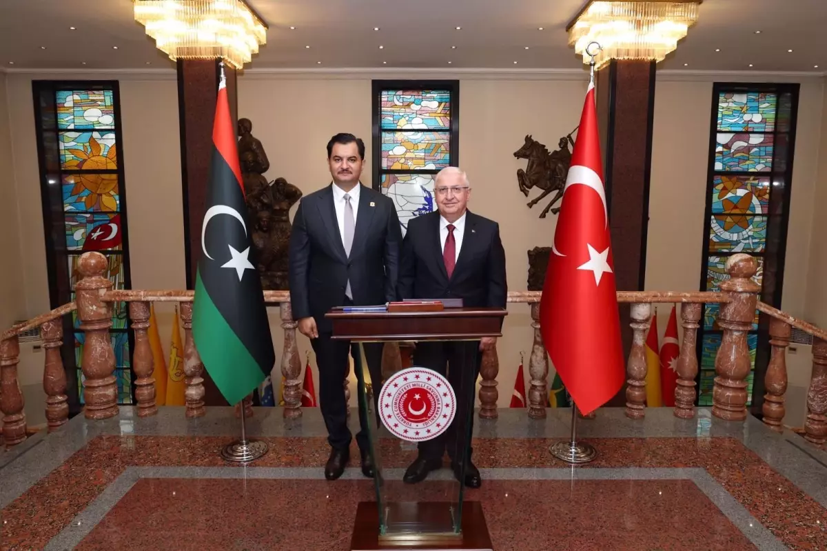 Milli Savunma Bakanı Yaşar Güler, Libya Ulusal Ordusu Genel Komutan Yardımcısı Hafter&apos;i Ağırladı