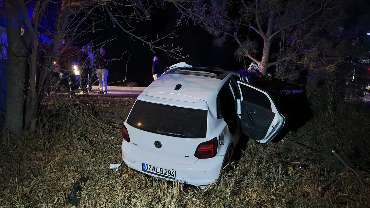 Bucak'ta Trafik Kazası: Bir Ölü, Bir Yaralı
