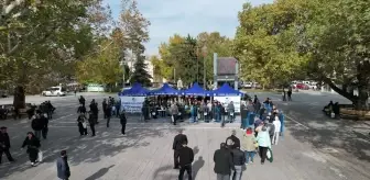 Çubuk'ta Ücretsiz Fidan Dağıtımı Yapıldı