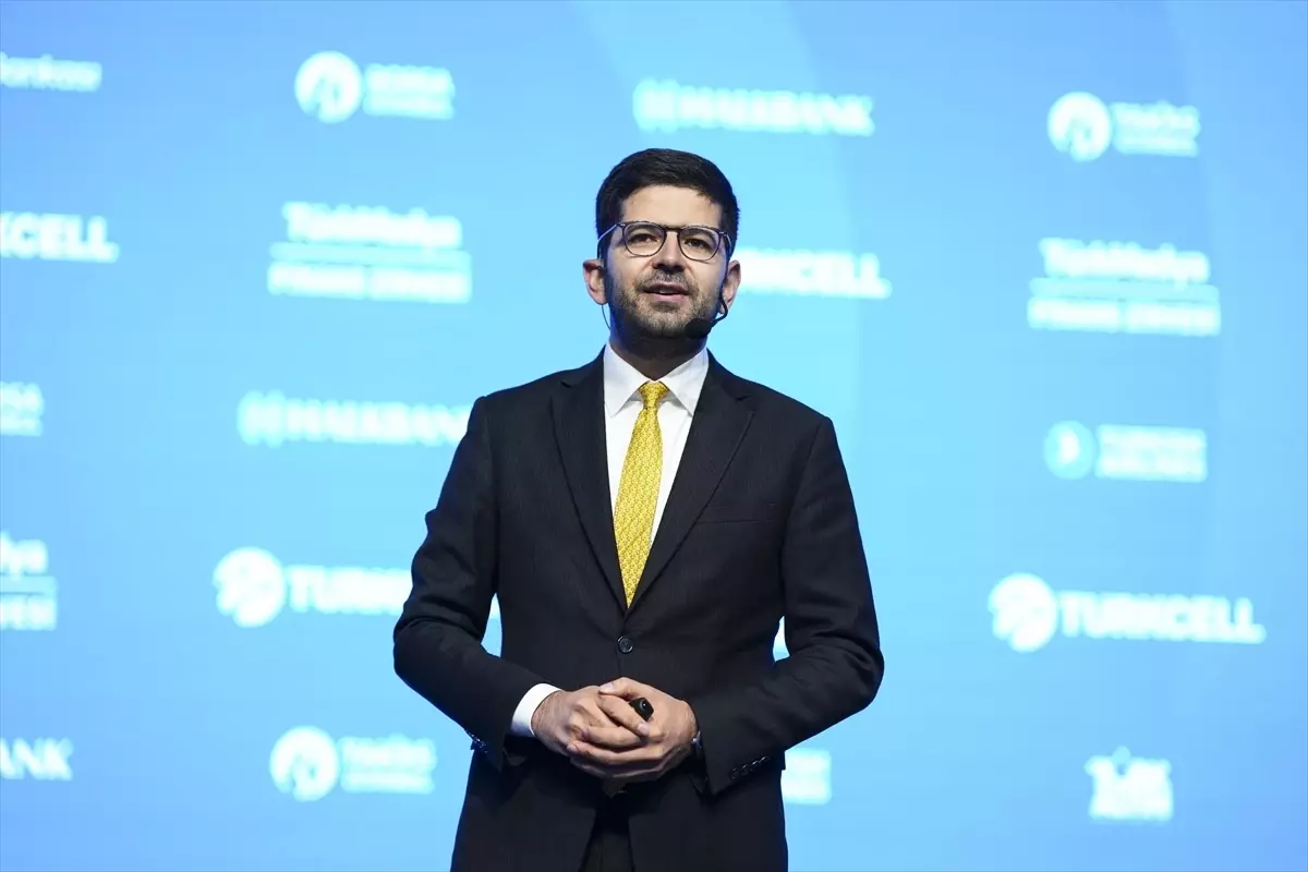 Cumhurbaşkanlığı Yatırım ve Finans Ofisi Başkanı Dağlıoğlu, 'Finans Zirvesi'nde konuştu Açıklaması