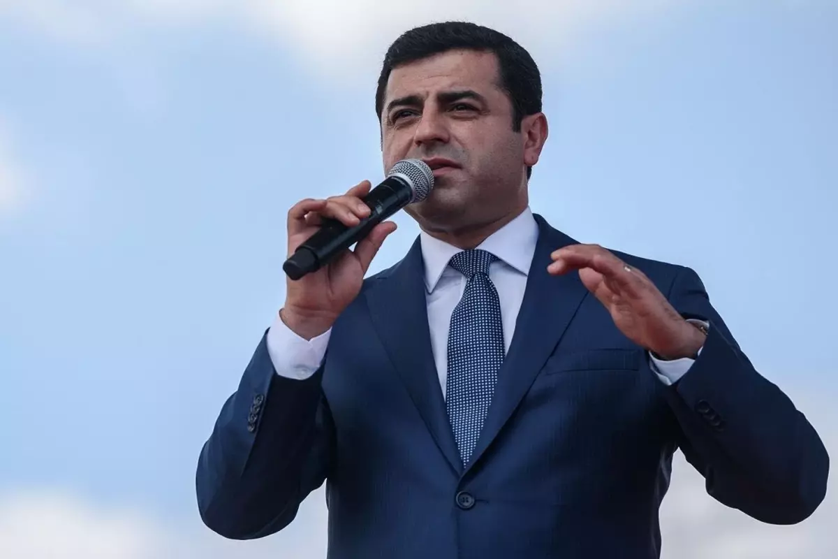 Demirtaş'tan Erdoğan ve adaylıkla ilgili iddialara yanıt
