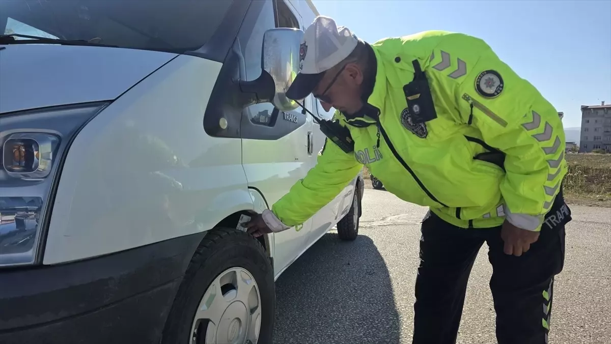 Ticari Araçlarda Kış Lastiği Denetimi Başlatıldı