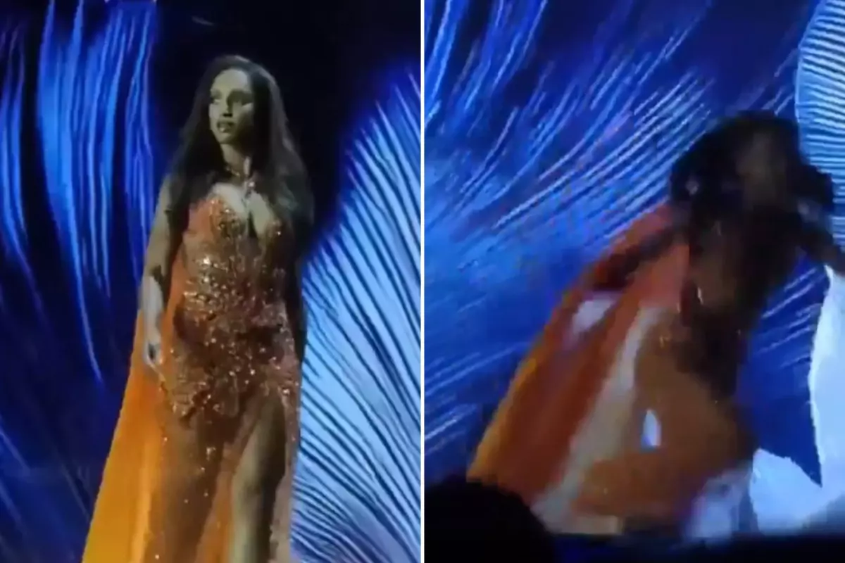 Kainat Güzeli Yarışması'nda Jamaikalı güzel sahneden düştü