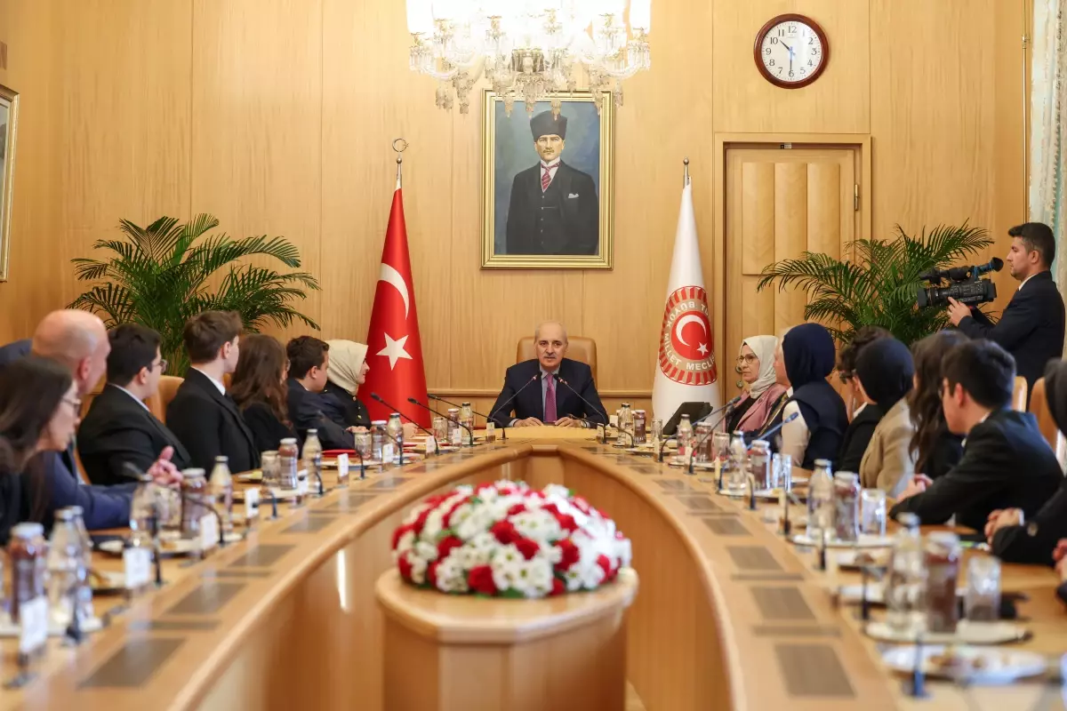 TBMM Başkanı Kurtulmuş: Adalet Yoksulluğu Dünyanın En Büyük Yoksulluğudur