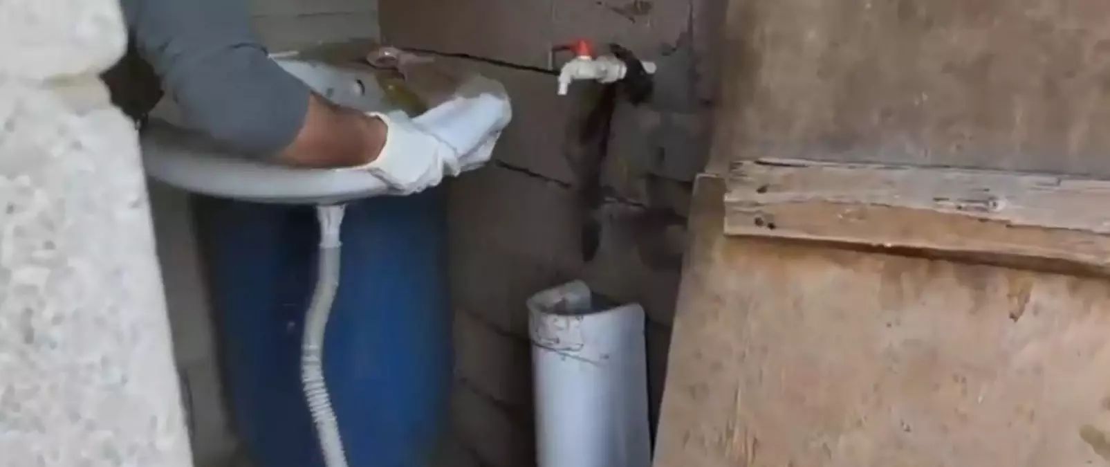 Ağrı'da Kaçak Akaryakıt Operasyonu: 3 Ton Gümrük Kaçağı Motorin Ele Geçirildi