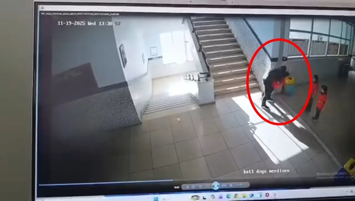 Mardin'de Müdür Yardımcısı Heimlich Manevrası ile Öğrenciyi Kurtardı