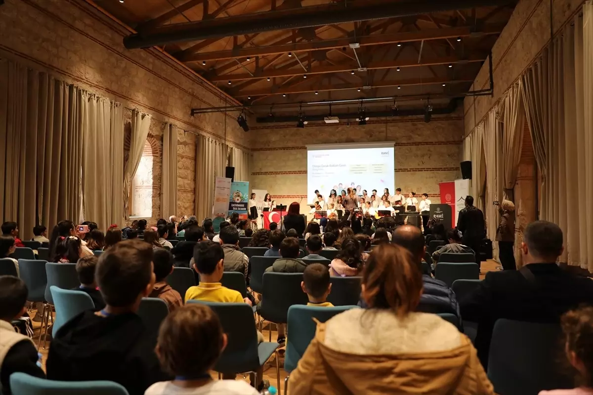 Dünya Çocuk Hakları Günü Etkinliği İstanbul'da Coşkuyla Kutlandı