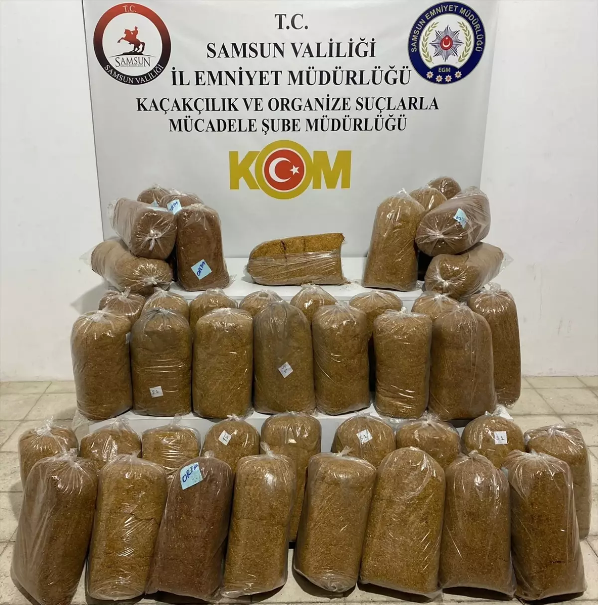 Samsun'da Tırda 215 Kilogram Kaçak Tütün Ele Geçirildi