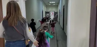 Türk Kızılay'dan İhtiyaç Sahibi Çocuklara Kışlık Kıyafet Desteği