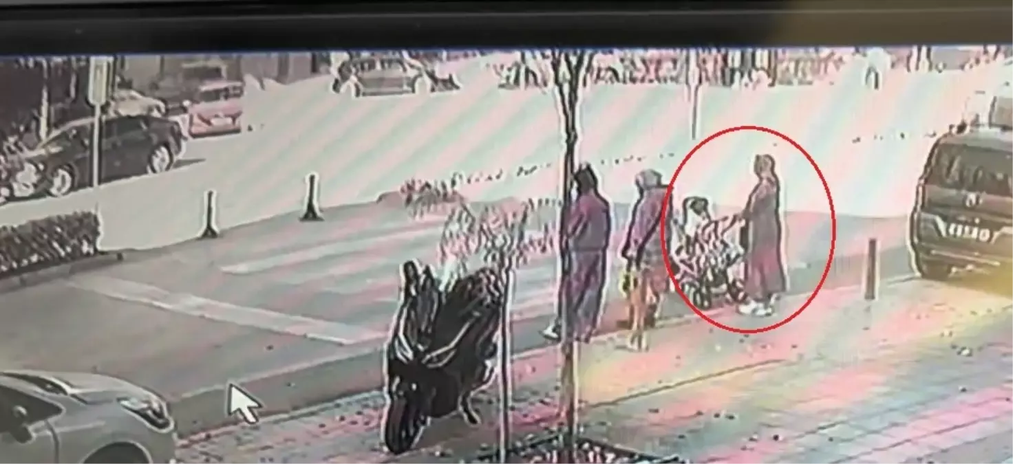 Bursa'da Yaya Geçidinde Kaza: Anne ve Bebeği Yaralandı