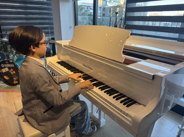 Graduated from high school at the age of 10: It took me 2 years to finish school