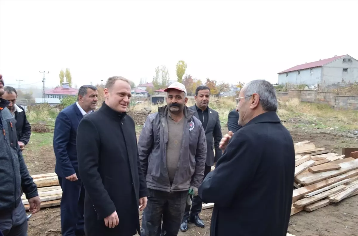 Bulanık Kaymakamı Ömer Övünç Koşansu, Hane Ziyaretleriyle Sorunları Dinliyor