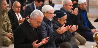 Kargo uçağının düşmesi sonucu şehit olan Berkay Karaca için mevlit okutuldu