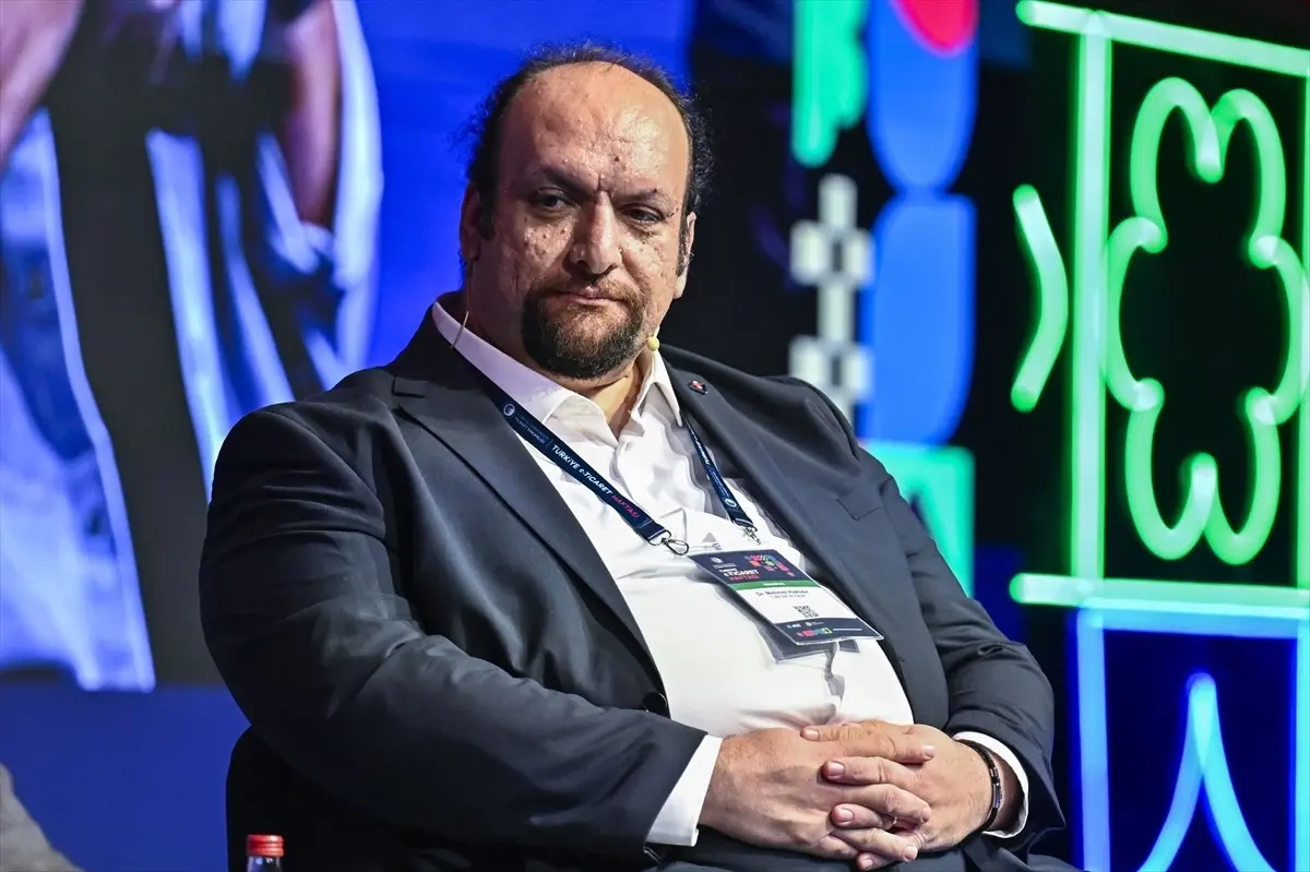 Türkiye E-Ticaret Haftası'nda 'dijital çağda tüketici psikolojisi' konuşuldu