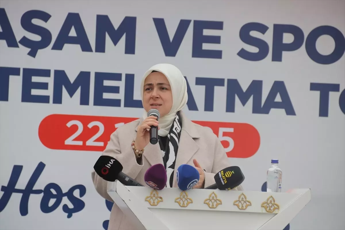 AK Parti Genel Merkez Kadın Kolları Başkanı Ercan, Malatya'da konuştu Açıklaması