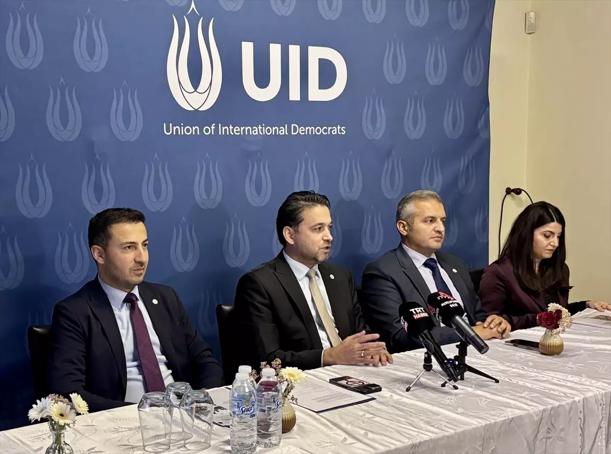 Uluslararası Demokratlar Birliği'nden Gençler için Yeni Eğitim Akademisi