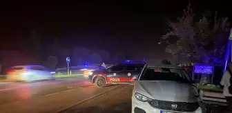 Serik'te otomobil yayalara çarptı: 1 ölü, 1 yaralı