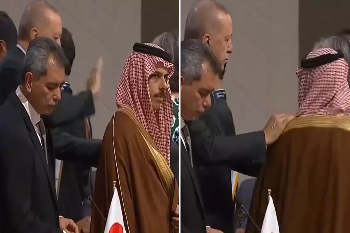 Cumhurbaşkanı Erdoğan, G20 Zirvesi'nde Suudi Prens'i omzuna vurarak selamladı