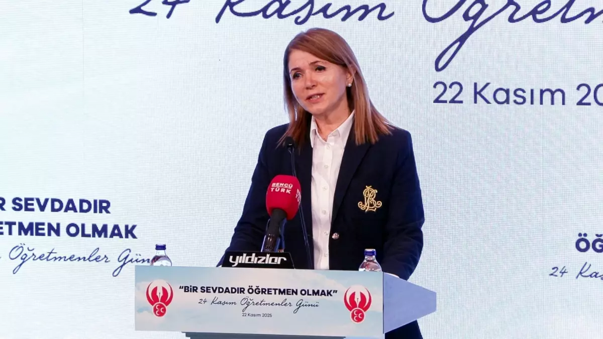 MHP'li Zühal Topcu'dan Öğretmenler Günü Mesajı