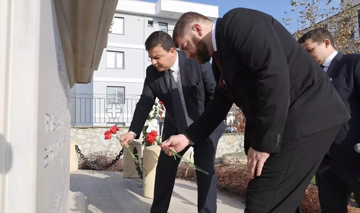 Beyaz Ruslar İçin Gelibolu'da Anma Töreni Düzenlendi