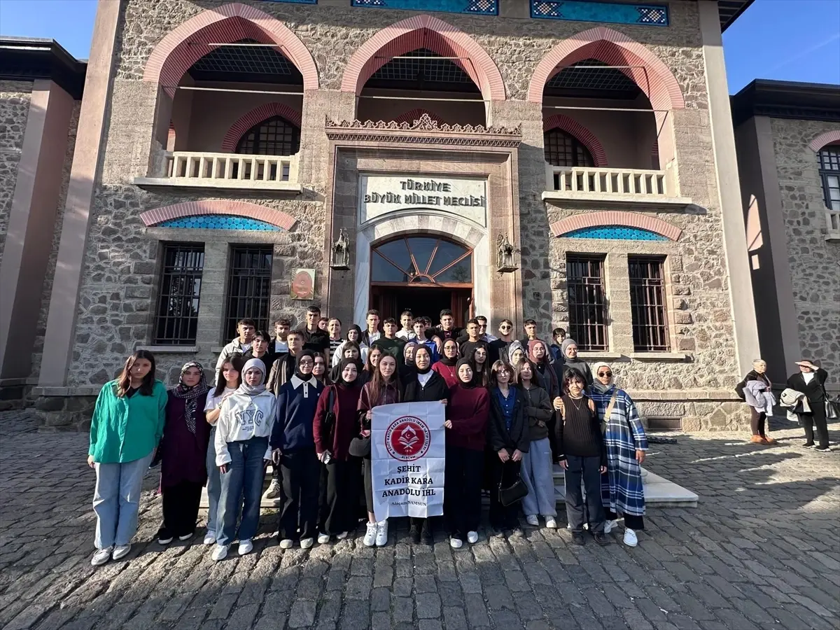 Alaçam'da lise öğrencileri Ankara'yı ziyaret etti