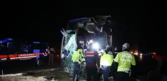 Denizli'de Otobüs ve Minibüs Çarpıştı: 10 Yaralı