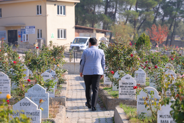 The most painful visit! Lost 92 students in the earthquake, 24 are still missing
