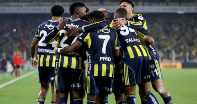 Fenerbahçe Rizespor maç özeti ve golleri! Fenerbahçe Rizespor kaç kaç bitti, golleri kim attı? Rizespor - Fenerbahçe önemli dakikalar!