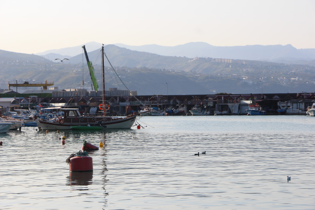 No deed at all! Its price competes with luxury apartments