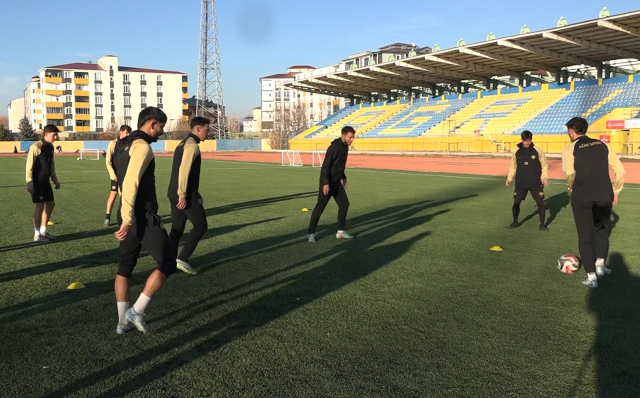 They were aiming for the top! 17 players were penalized, only 7 remained in the team