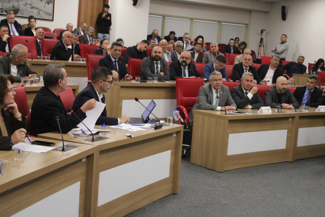Aydın Metropolitan Municipality Council Postponed Due to Discussions