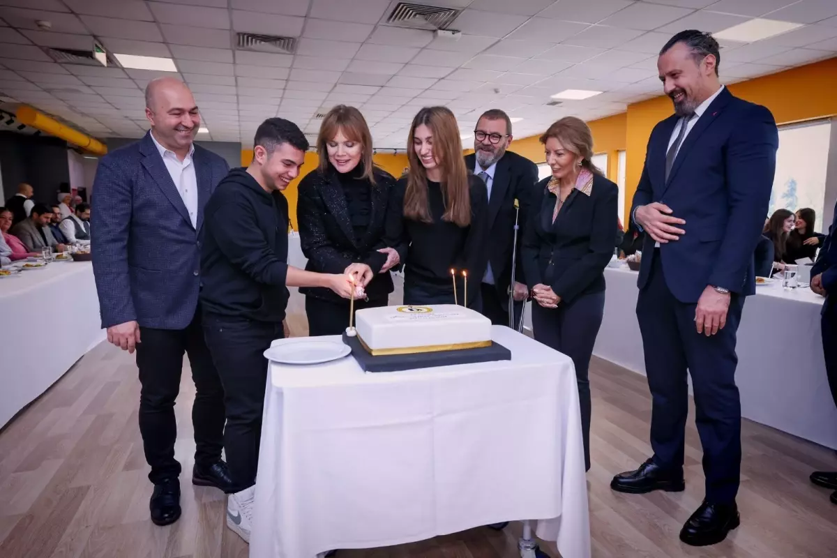 Demirören Medya ve Teknoloji MTAL'de Öğretmenler Günü etkinliği