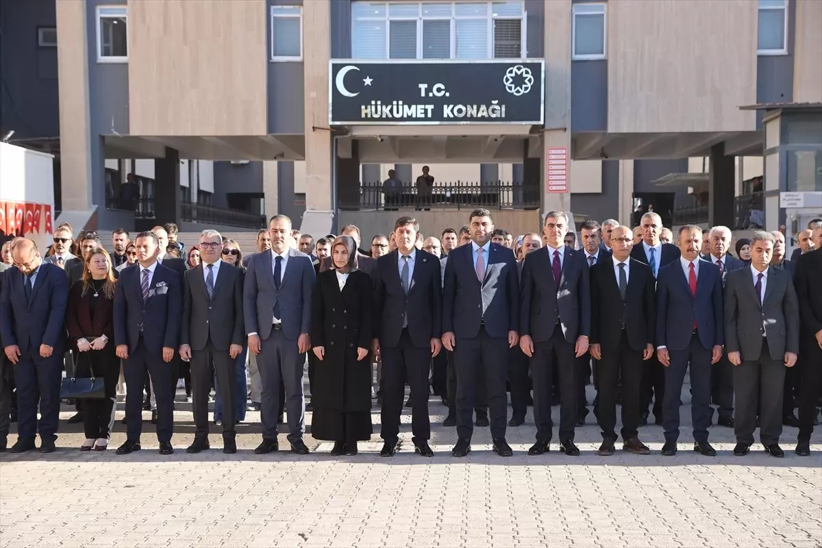 Diyarbakır, Siirt ve Mardin'de "24 Kasım Öğretmenler Günü" kutlandı