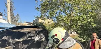 İskenderun'da Minibüste Yangın Çıktı