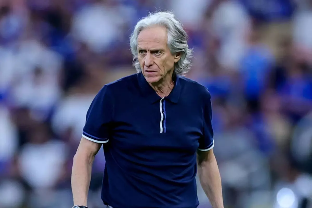 Jorge Jesus Suudi Arabistan'da tozu dumana katıyor