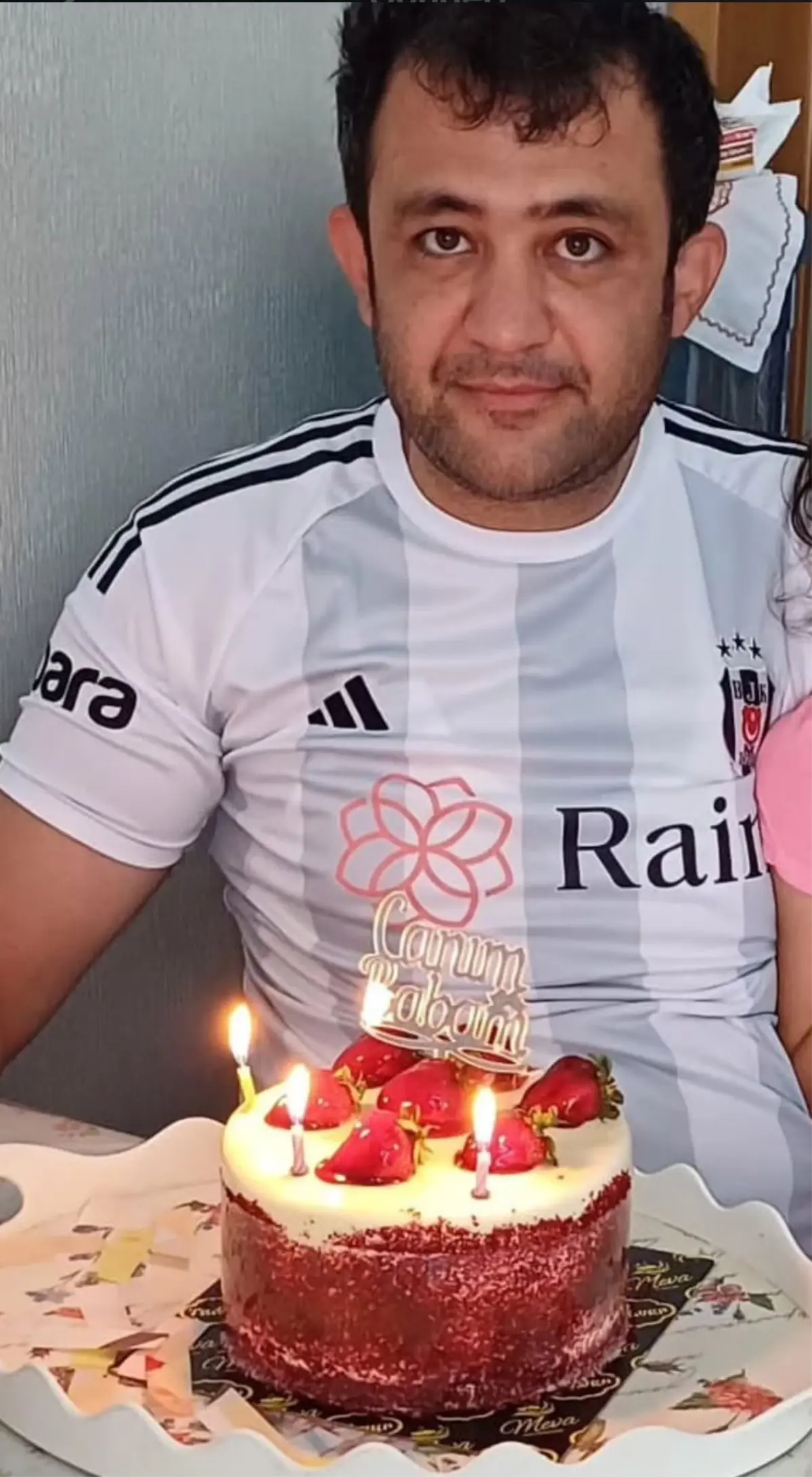 Öğretmenler Günü Mezarda Kutlandı