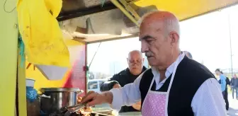 Nereden nereye! Süper Lig'de formasını giydiği takımın stadyumunda şimdi köfte ekmek satıyor