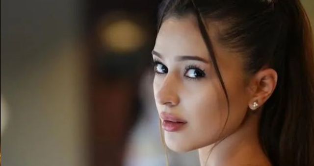 Su Yıldız kimdir? Kısmetse Olur 3. sezon yarışmacısı Su Yıldız kaç yaşında, nereli, ne iş yapıyor?