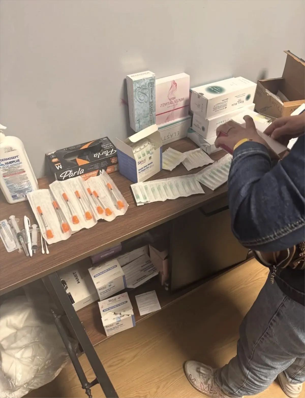 Ruhsatsız Güzellik Merkezine Operasyon