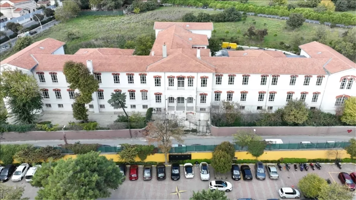 Sahte reçete vurgununda profesör dahil 3 kişi tutuklandı